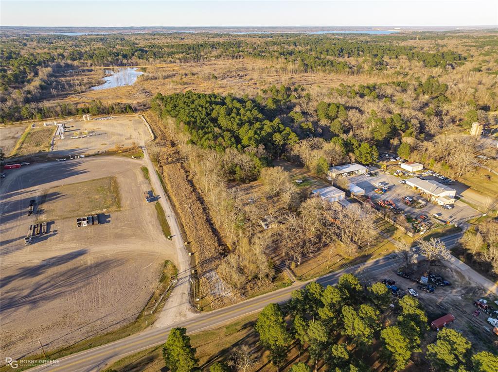 6640 Greenwood Road Property Photo