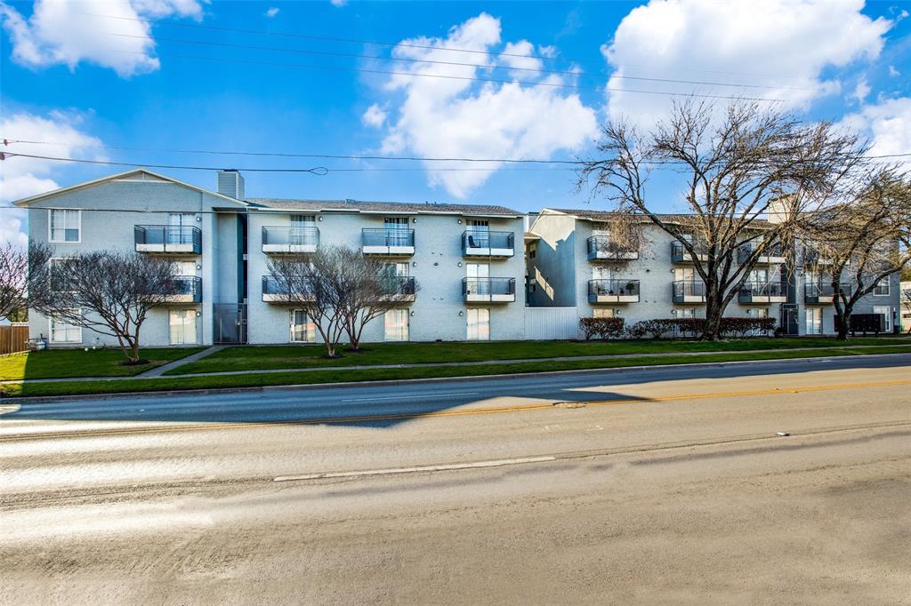 4502 Gaston Avenue Property Photo