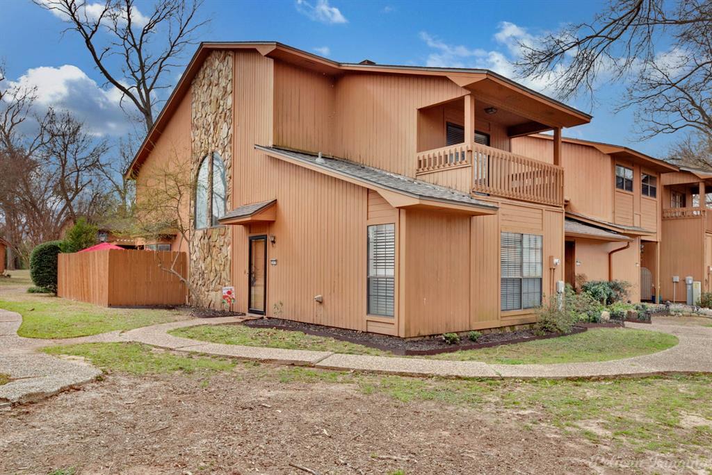 3410 Stonebrook Place Property Photo