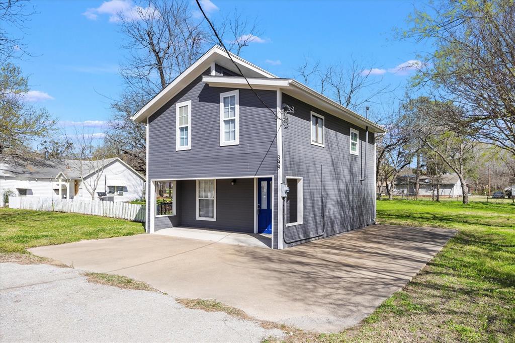 399 E College Street Property Photo