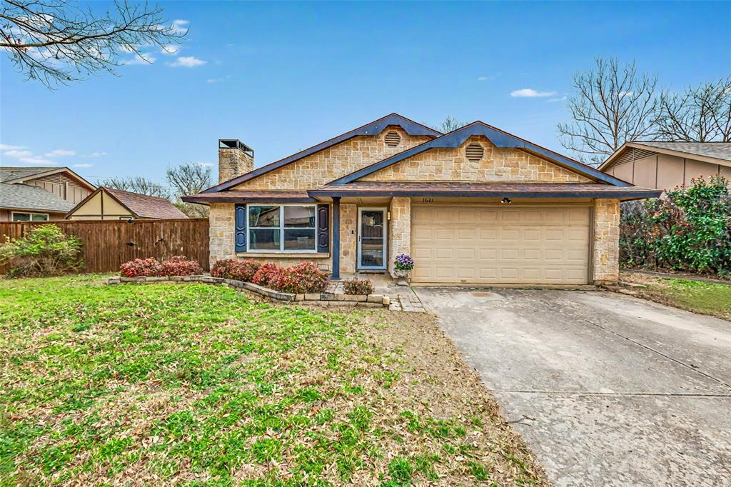 1621 Live Oak Drive Property Photo