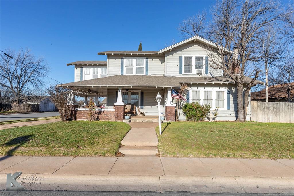 602 Grape Street Property Photo