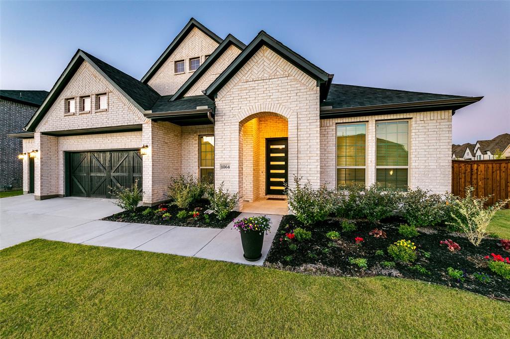 1864 Navarre Way Property Photo