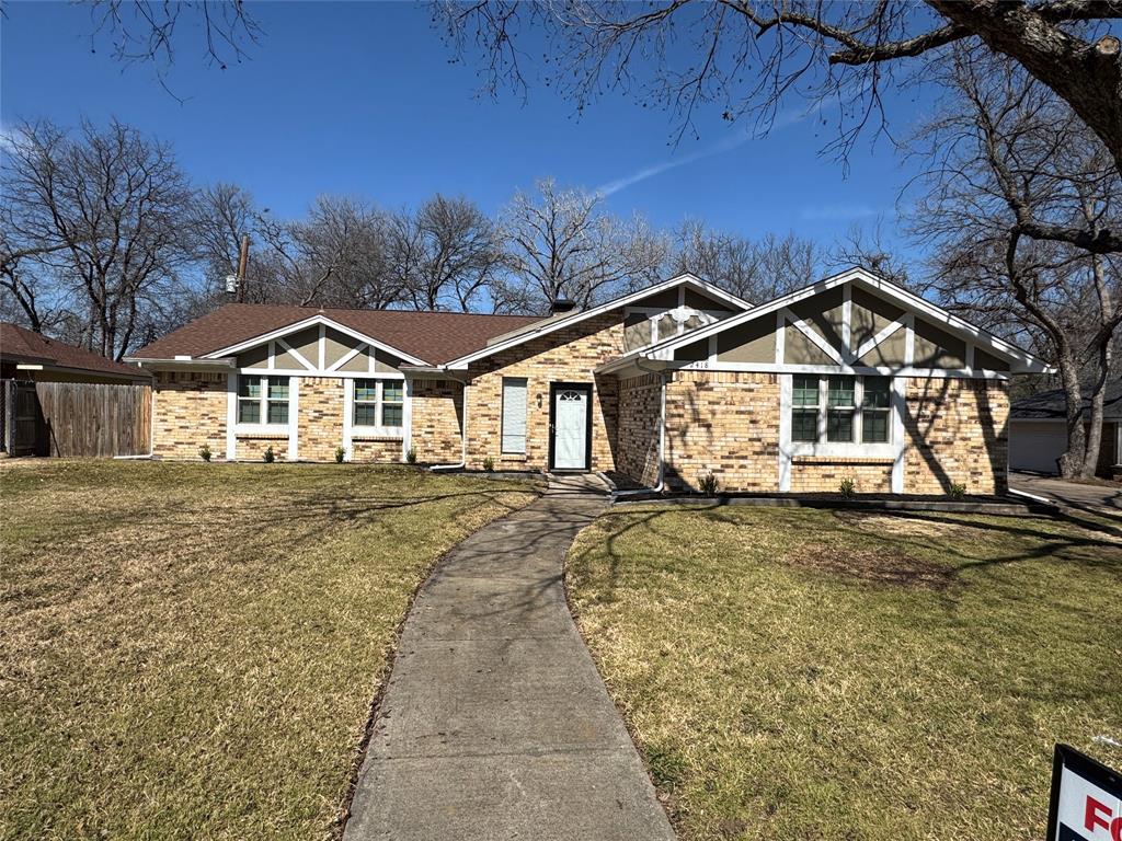 2418 Kingsbridge Street Property Photo
