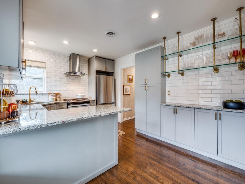 1123 Valencia Street Property Photo