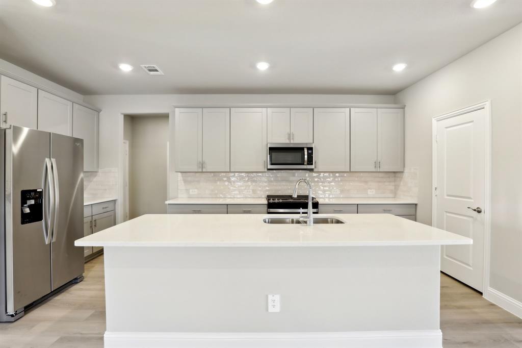 705 Easthill Drive Property Photo
