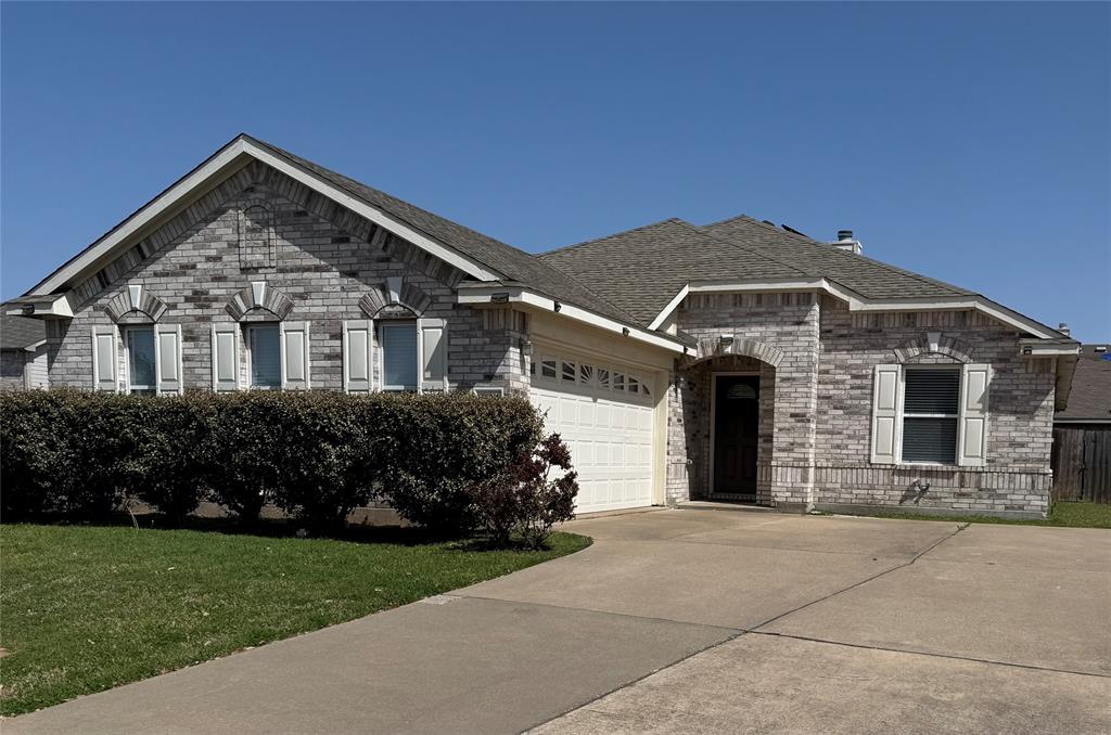 5424 Montague Lane Property Photo