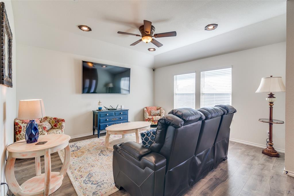2423 Karnack Drive Property Photo 17