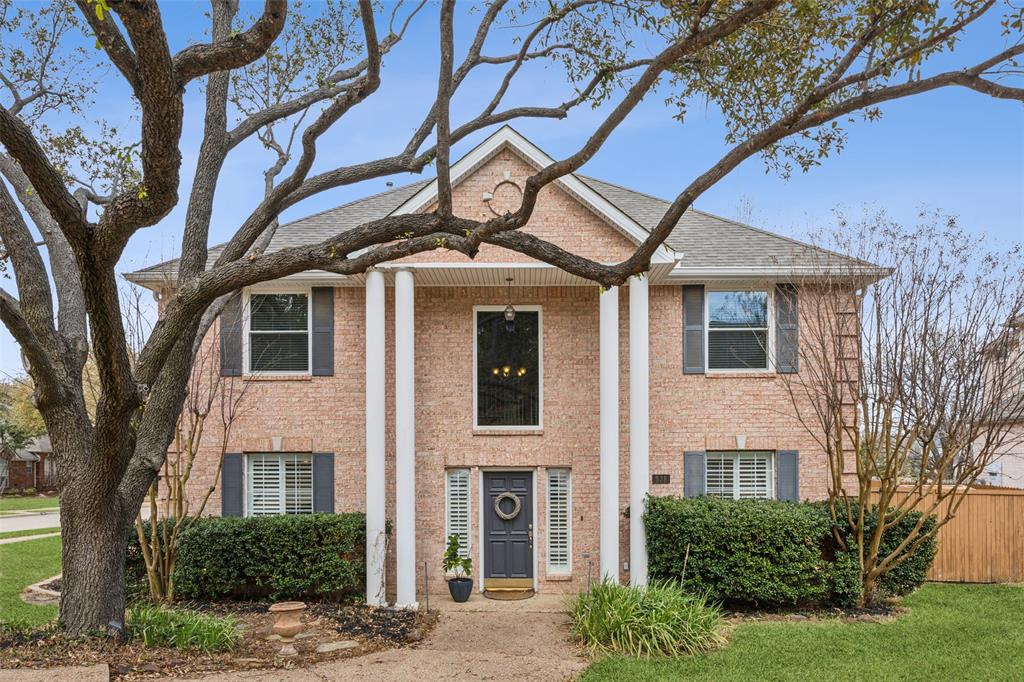 938 Fountain Drive Property Photo