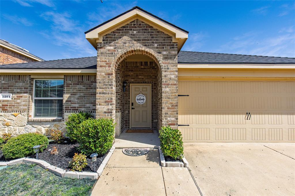 1204 Basswood Lane Property Photo
