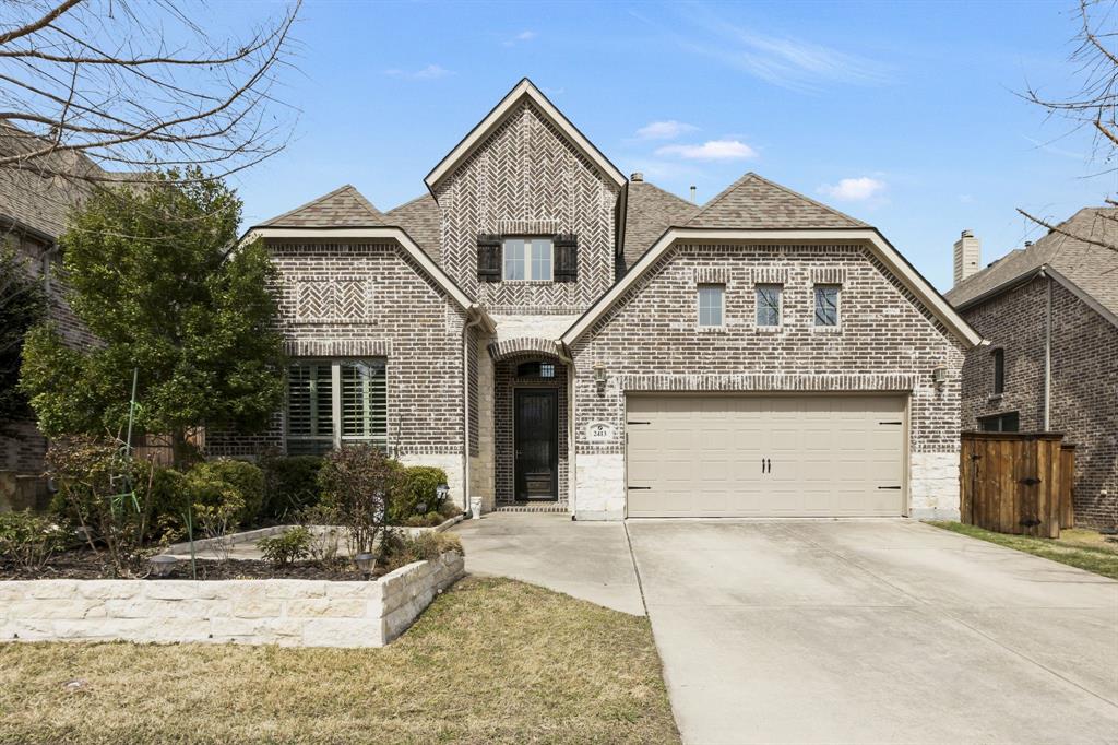 2413 Bigleaf Court Property Photo