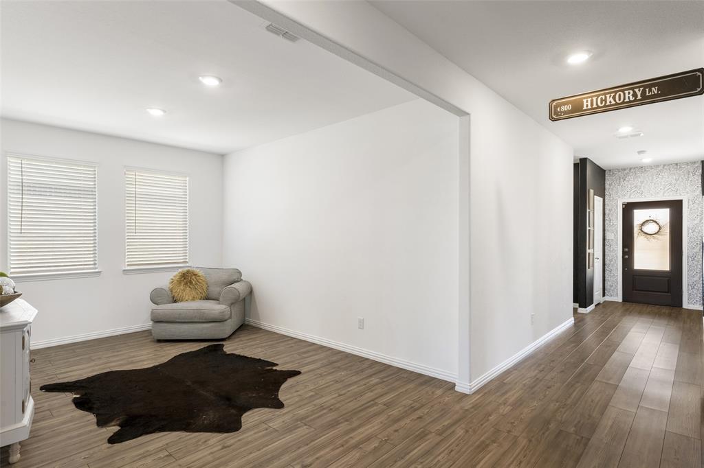 7101 Crepe Myrtle Avenue Property Photo 7