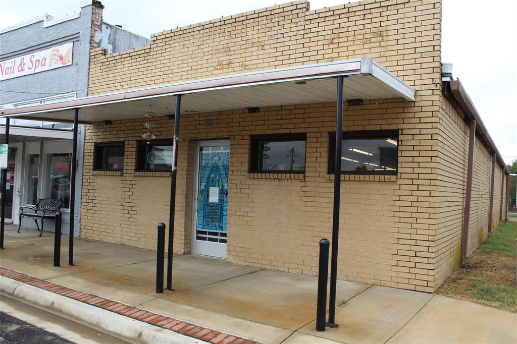 115 N Houston Street Property Photo