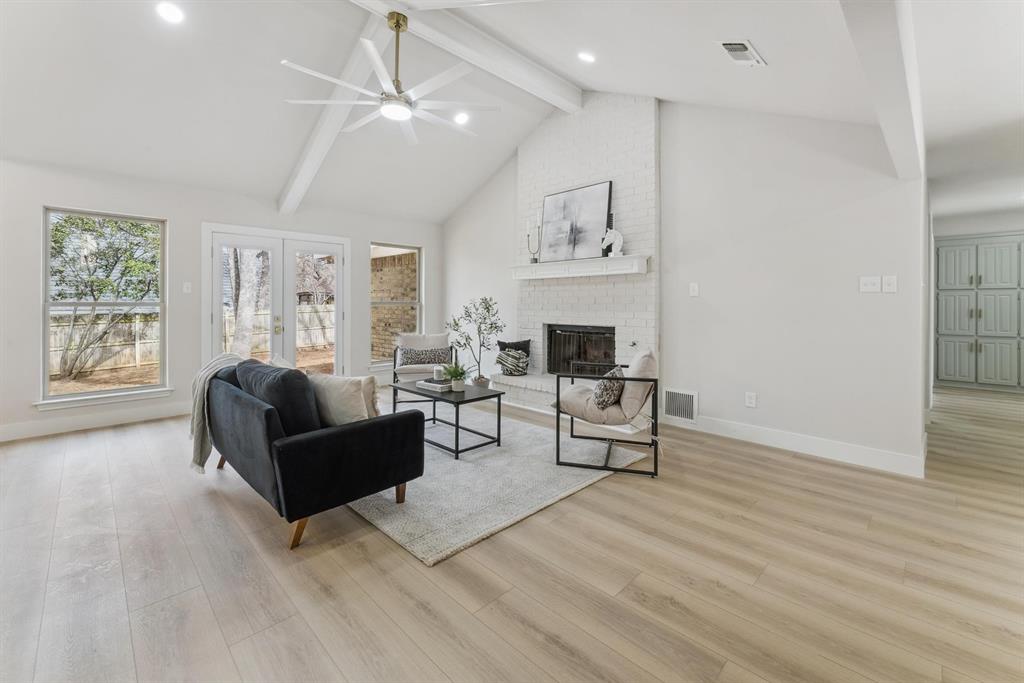 2015 Reverchon Drive Property Photo