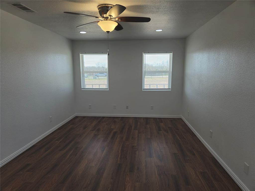 1001 N Atkins Drive Property Photo 12