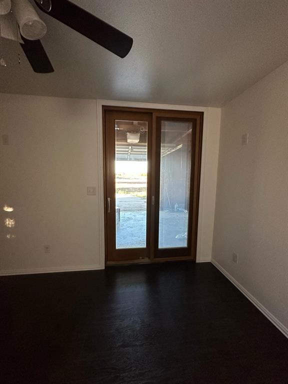 1001 N Atkins Drive Property Photo 20