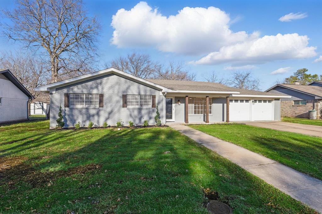 2211 Picadilly Lane Property Photo