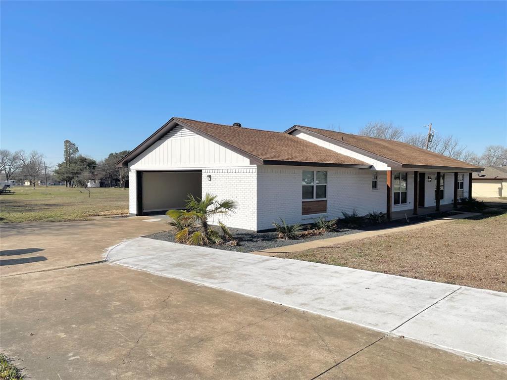 1800 Cartwright Drive Property Photo
