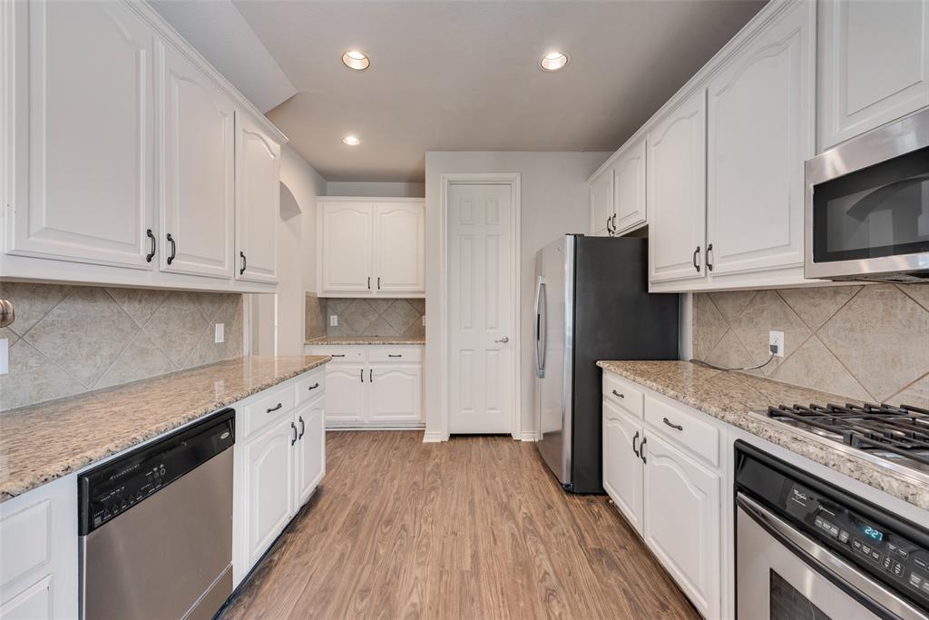 11649 Westlawn Lane Property Photo 8