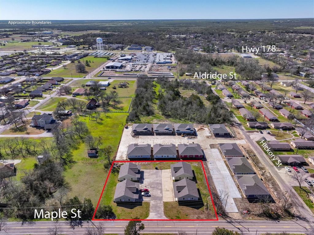 703 Maple Street Property Photo