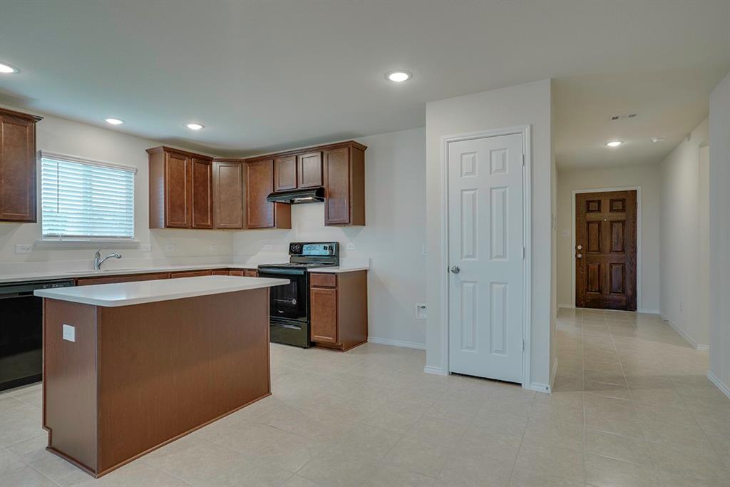 1617 Drasco Drive Property Photo 3