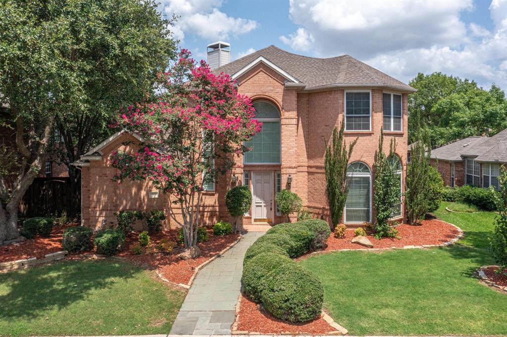 904 Village Parkway Property Photo