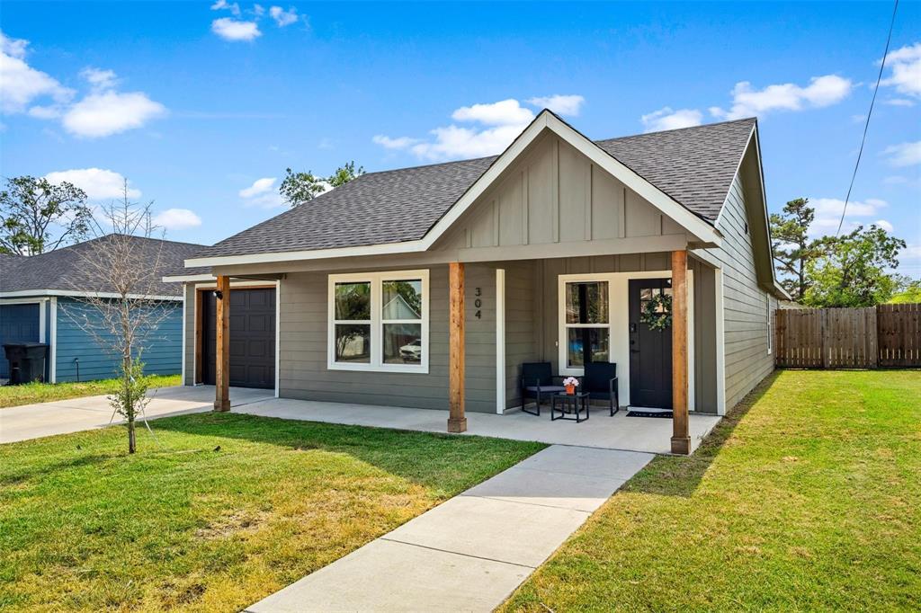 Long Real Estate Listings Main Image