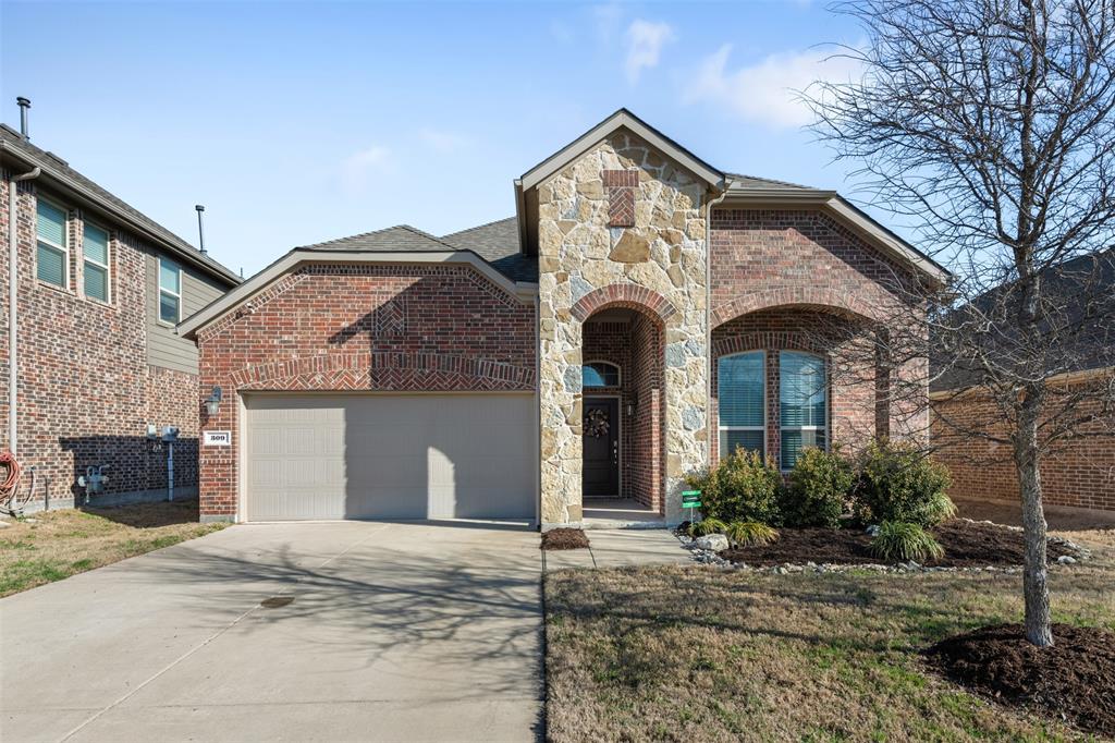 309 Stars Drive Property Photo
