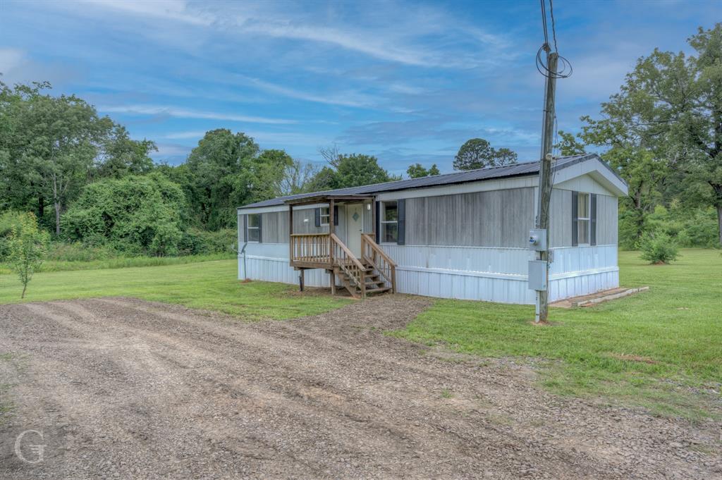 6068 Old Mooringsport Road Property Photo