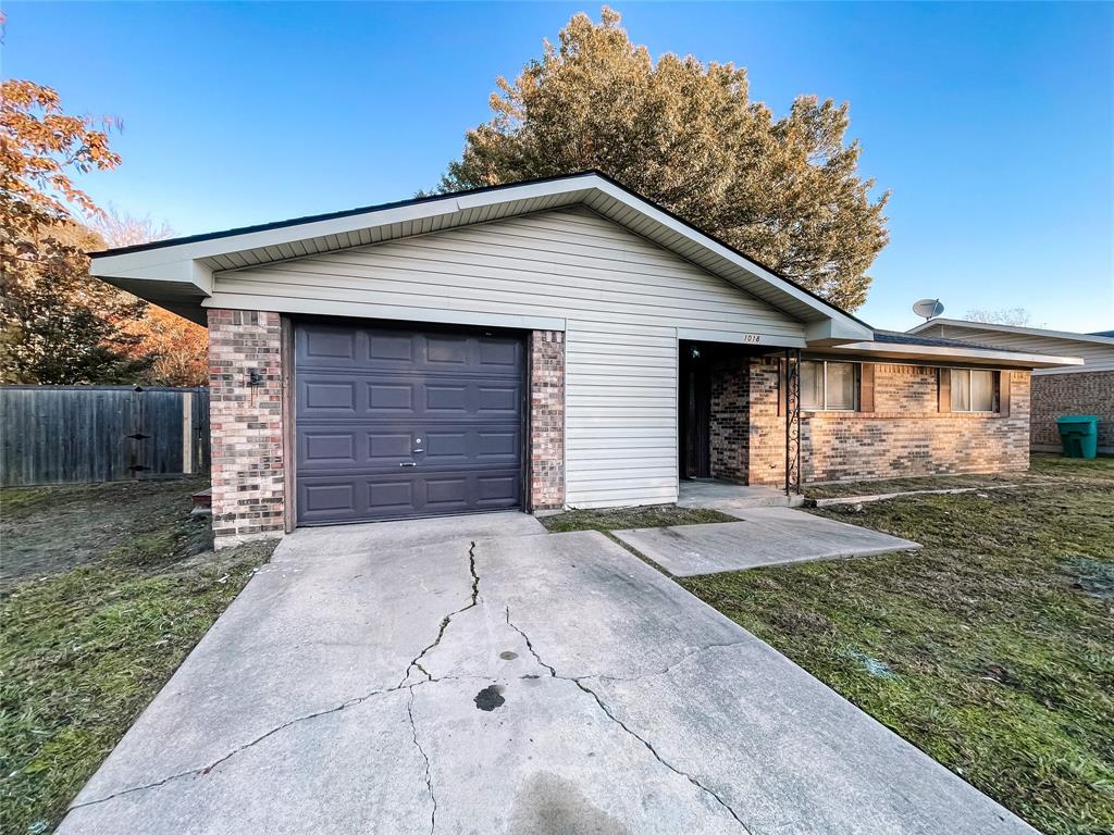 1018 S Idlewild Drive Property Photo