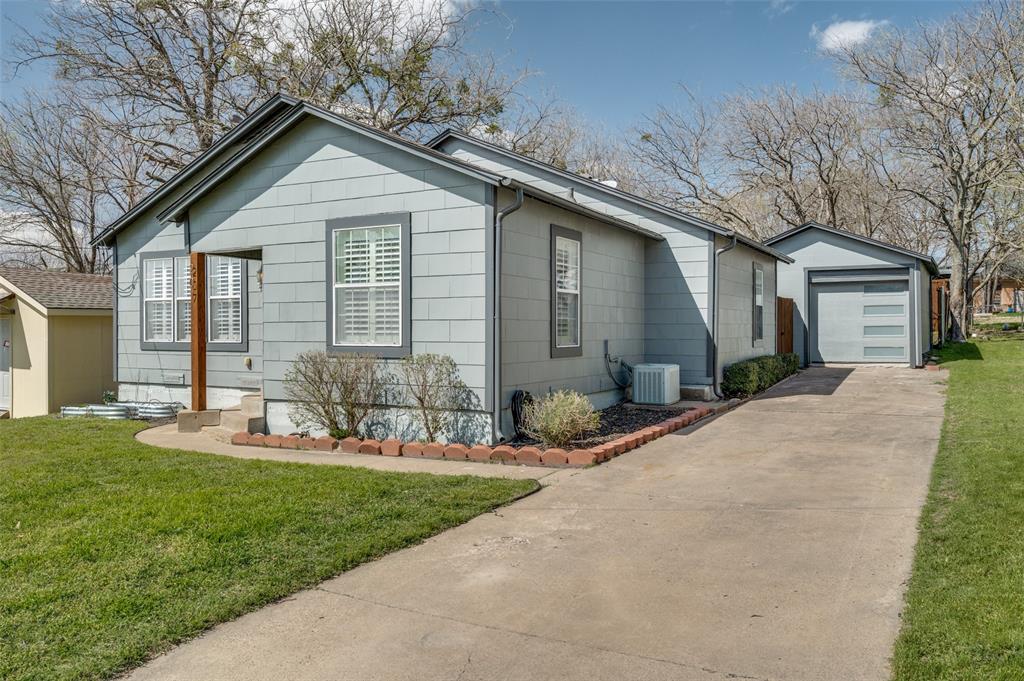 207 Colorado Street Property Photo