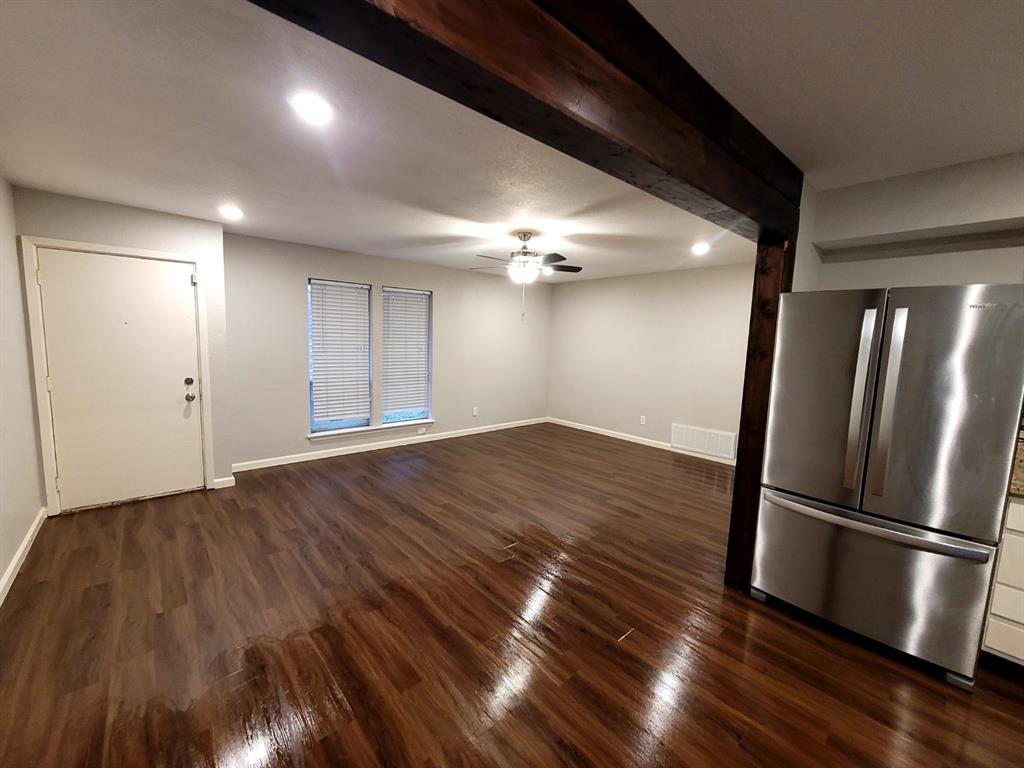 1124 N Center Street Property Photo