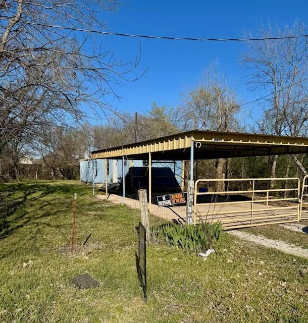 407 Bill Street Property Photo