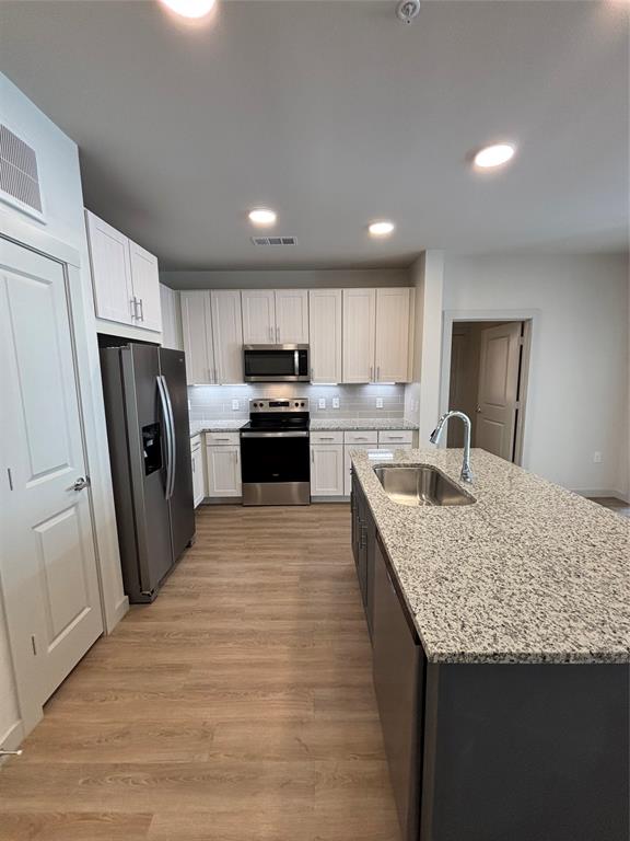 3751 Central Expressway Property Photo