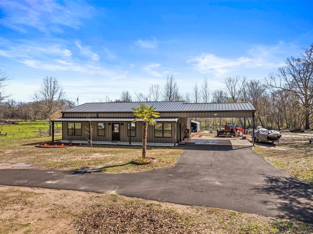 2106 Fm 1647 Property Photo
