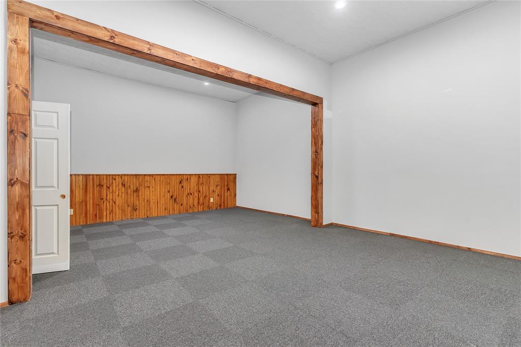 206 Chambers Property Photo 13