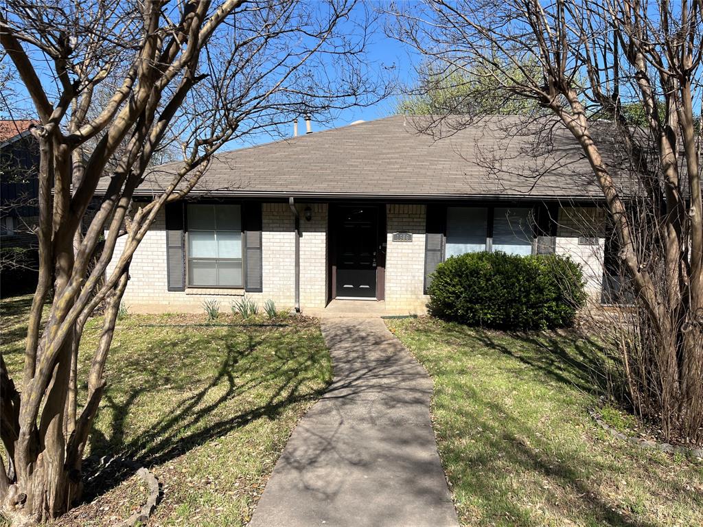 1506 Parkside Drive Property Photo