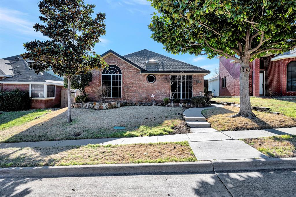 1808 Green Oak Drive Property Photo