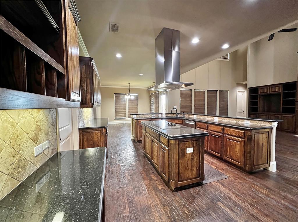 423 San Gabriel Drive Property Photo 9