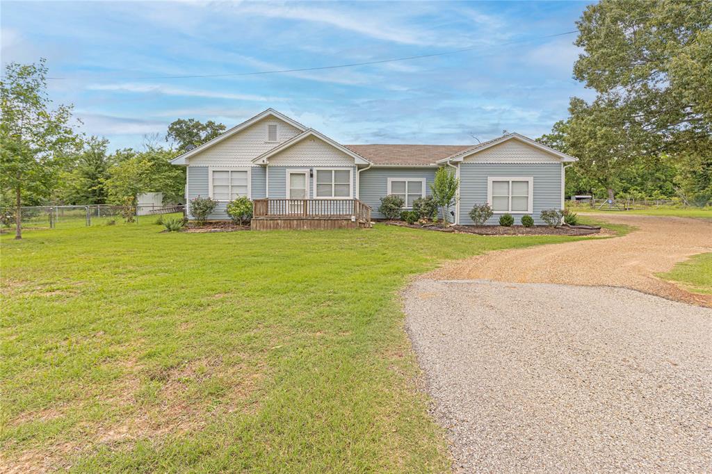 796 Fm 2661 Property Photo