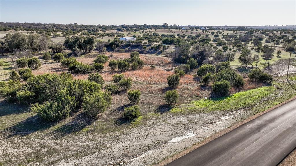 442 Hollow Drive Property Photo 5