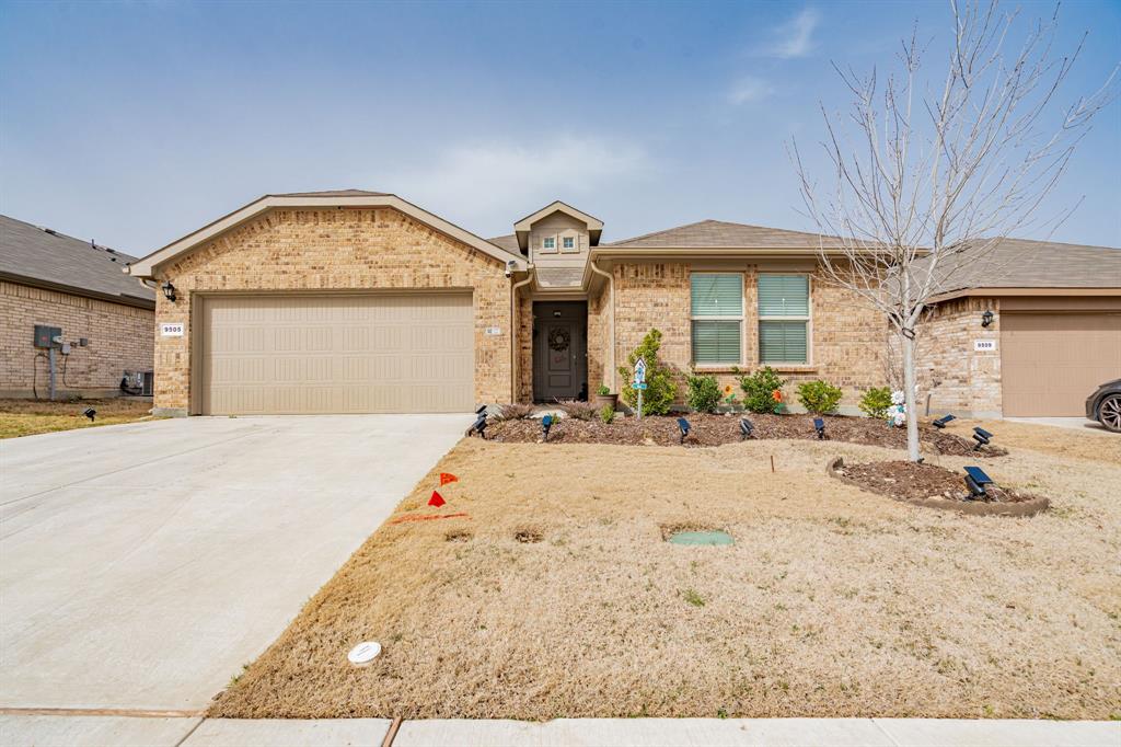 9505 Golden Summit Drive Property Photo