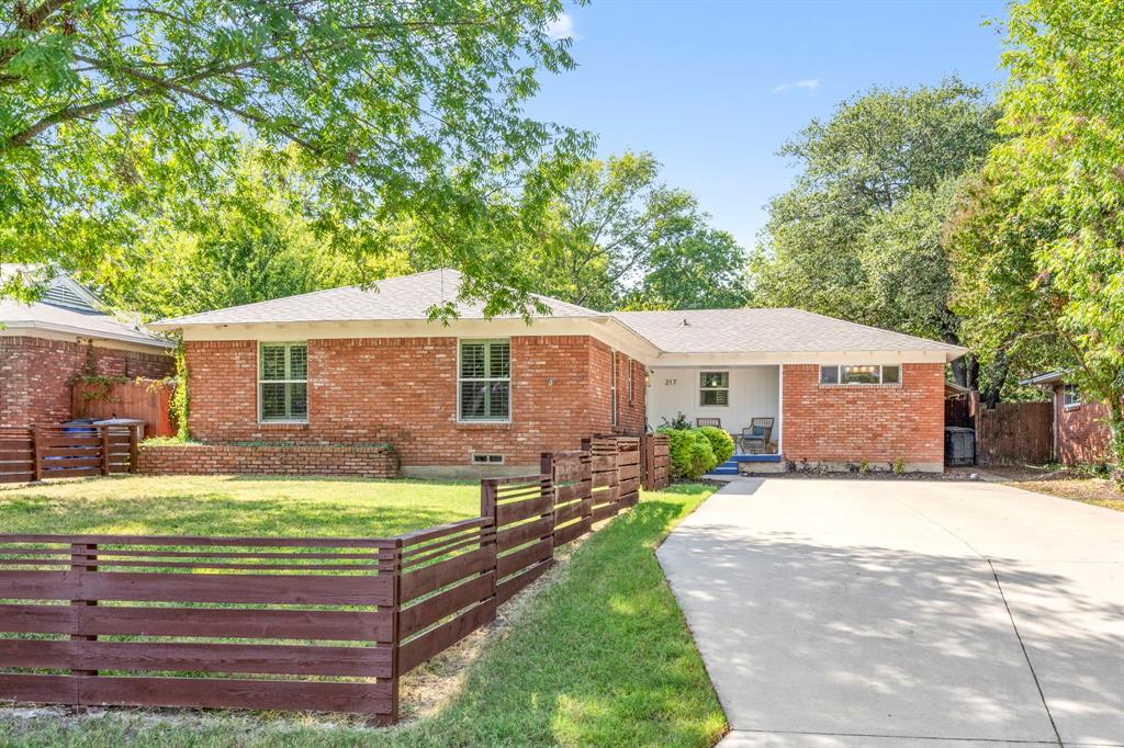 217 Bon Aire Drive Property Photo