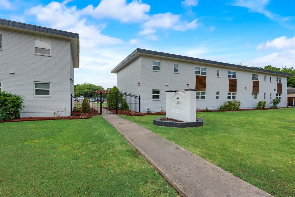 1234 Templecliff Property Photo