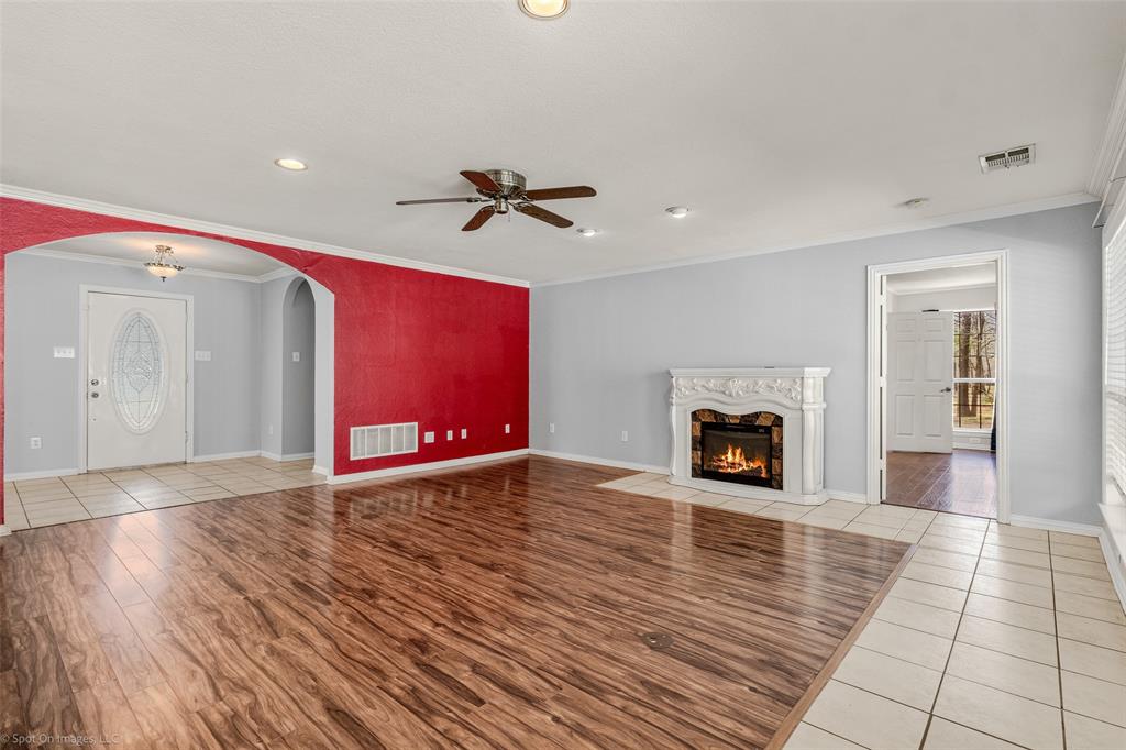 1079 Oak Hollow Lane Property Photo 6