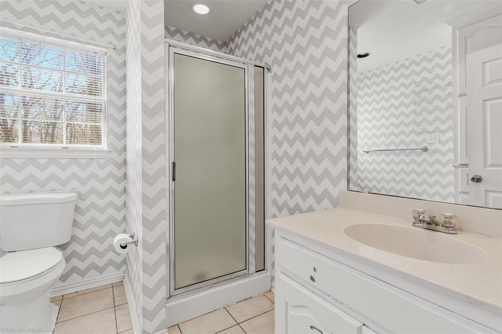 1079 Oak Hollow Lane Property Photo 18