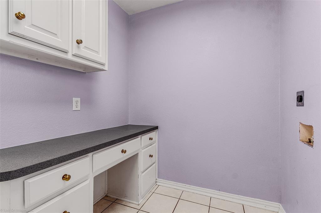 1079 Oak Hollow Lane Property Photo 29