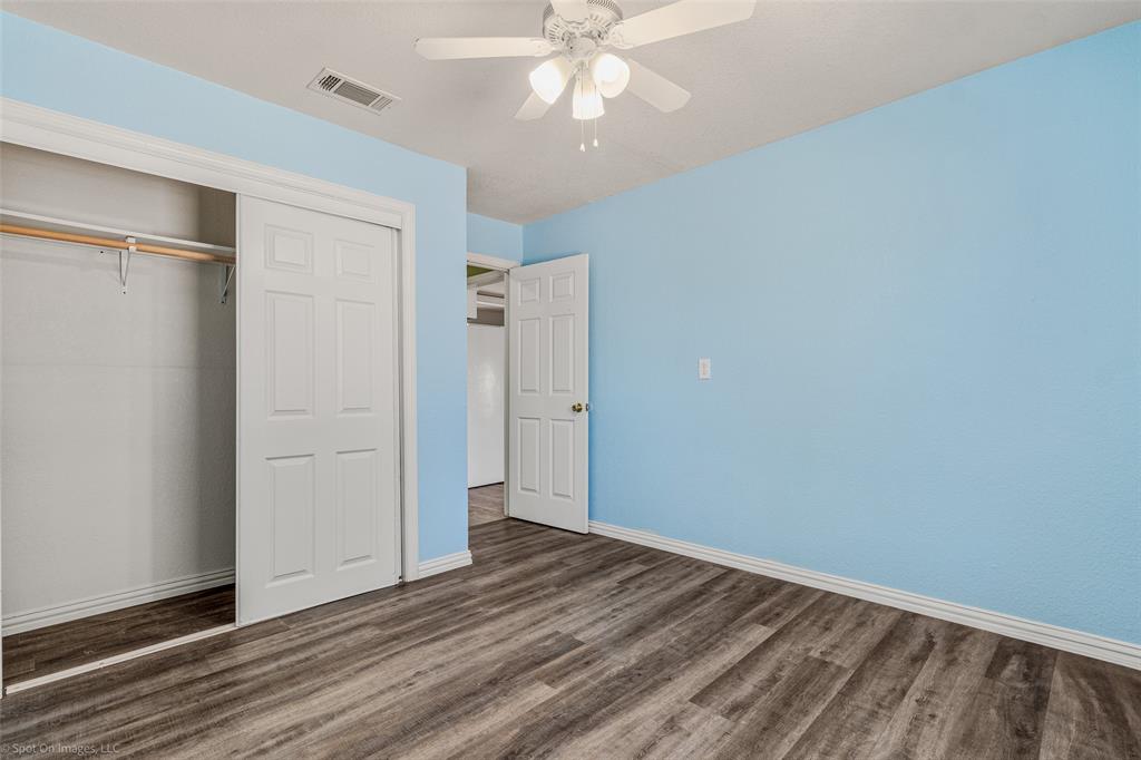 1079 Oak Hollow Lane Property Photo 31
