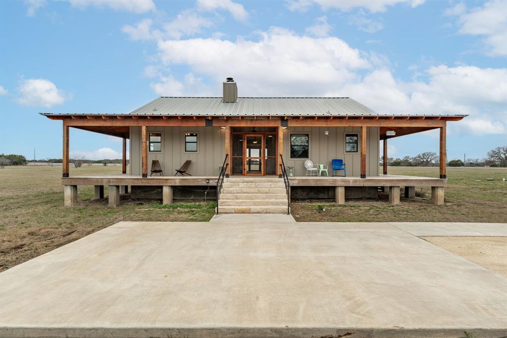 1287 Private Road 2120 Property Photo