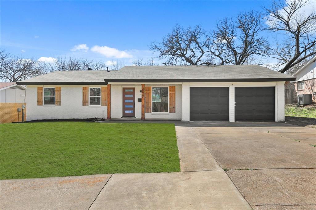 1029 Meadowbrook Drive Property Photo